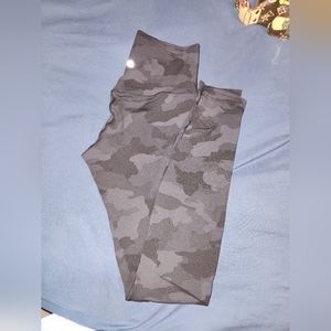 Lululemon align leggings "28"